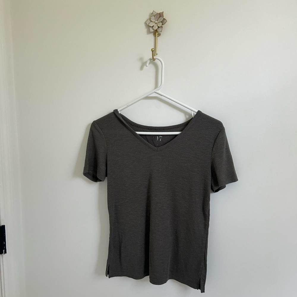 green t shirt